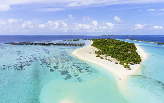  Maldives_for_Best_Honeymoon_Vacation