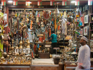 oman-old-muttrah-souk-w-shop-filled-with-knickknacks